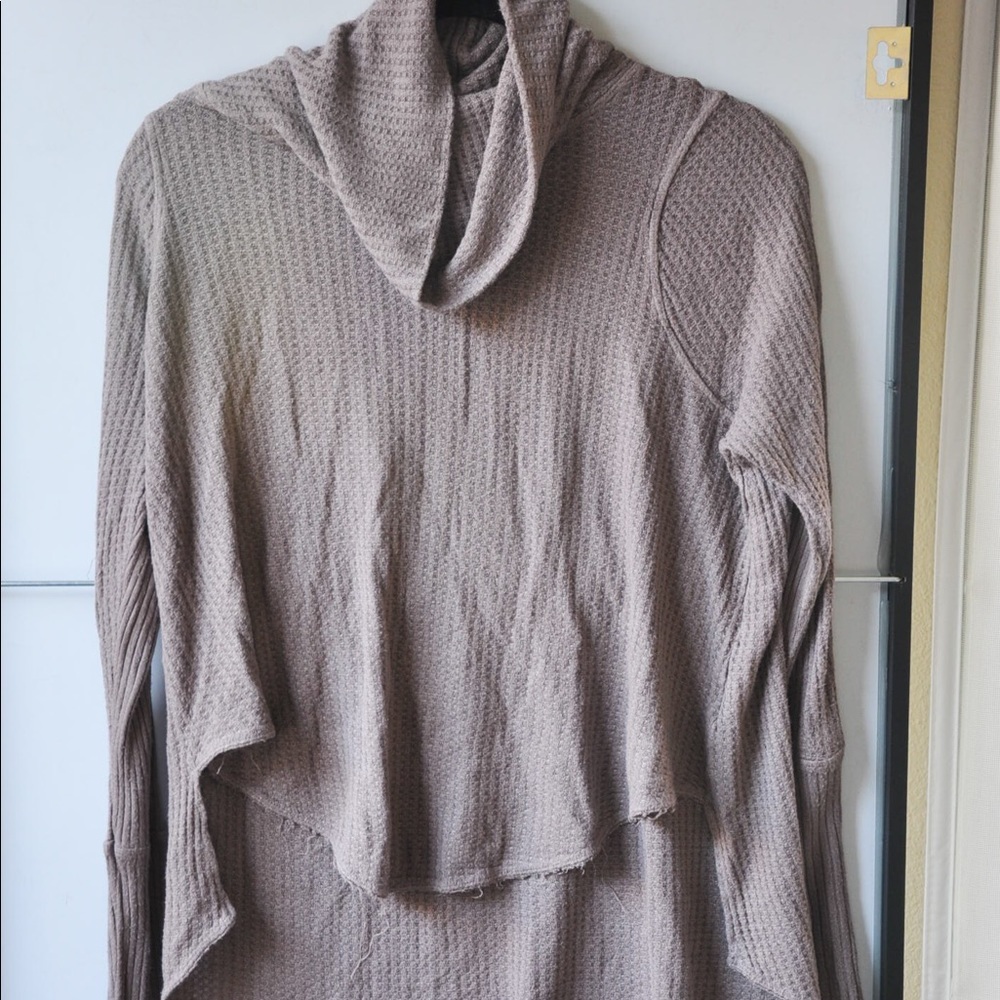 urban outfitters taupe cowl neck hi-low top XS